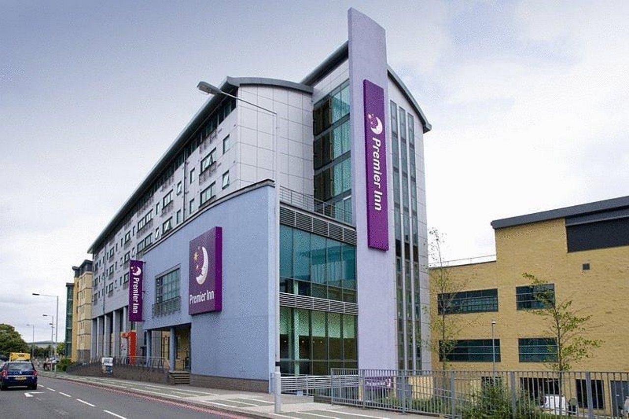 Premier Inn London Wimbledon South المظهر الخارجي الصورة